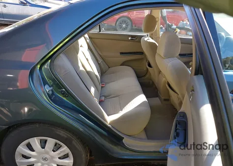 2005 Toyota Camry Le from USA, damaged, VIN 4T1BE32KX5U088903